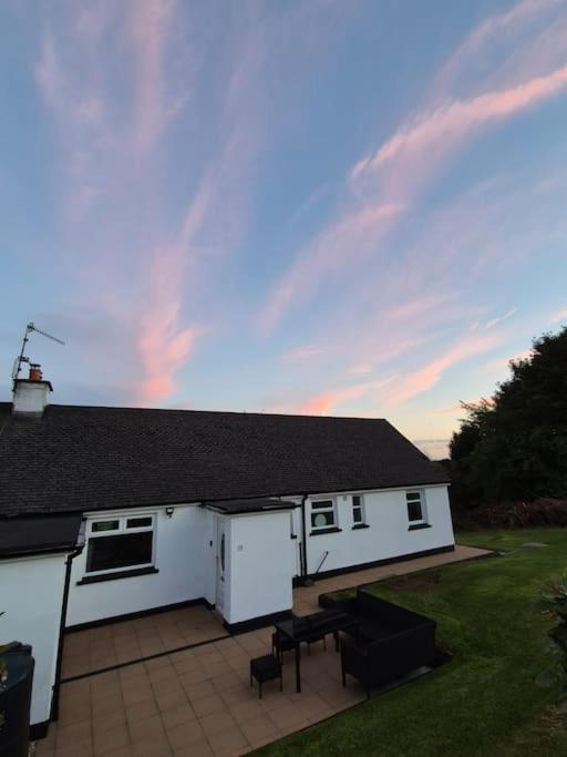 Bracken Cottage Ballyeaston Exterior photo