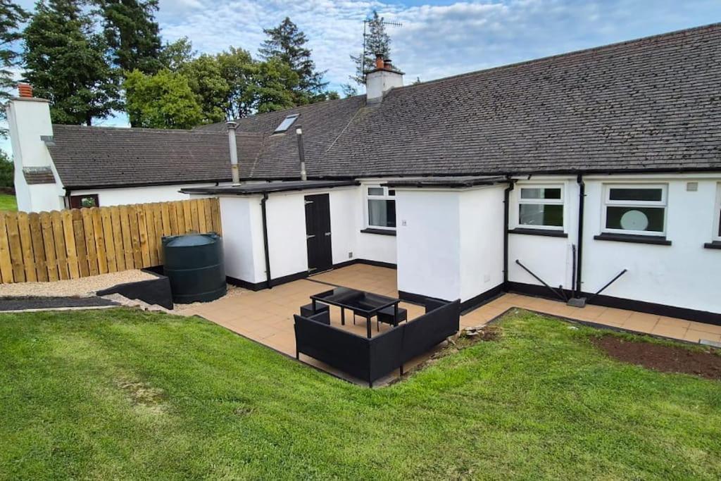 Bracken Cottage Ballyeaston Exterior photo